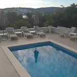 Apartament Sealuxe With Heated Pool And Sea View