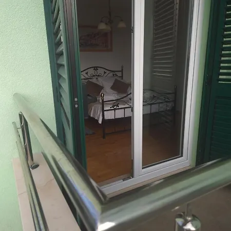 Sealuxe With Heated Pool And Sea View Apartament Trogir