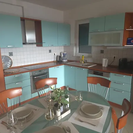 Sealuxe With Heated Pool And Sea View Apartman Trogir