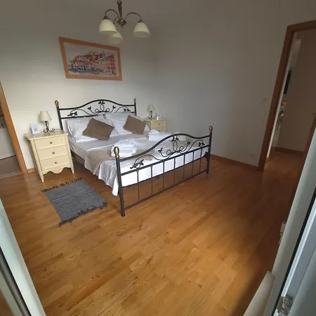 아파트 Sealuxe With Heated Pool And Sea View *