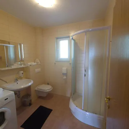 Sealuxe With Heated Pool And Sea View 아파트 *