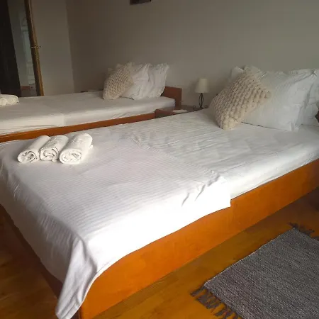 아파트 Sealuxe With Heated Pool And Sea View