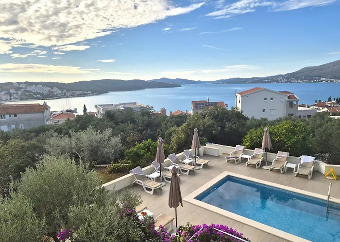 Sealuxe With Heated Pool And Sea View Apartman *