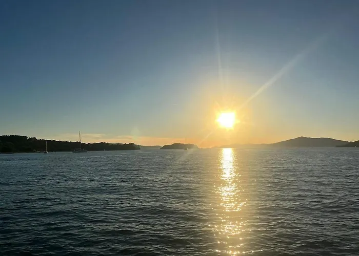 Sealuxe With Heated Pool And Sea View Apartman Trogir