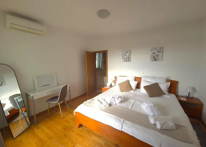 Apartman Sealuxe With Heated Pool And Sea View *
