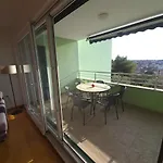 Διαμέρισμα Sealuxe With Heated Pool And Sea View