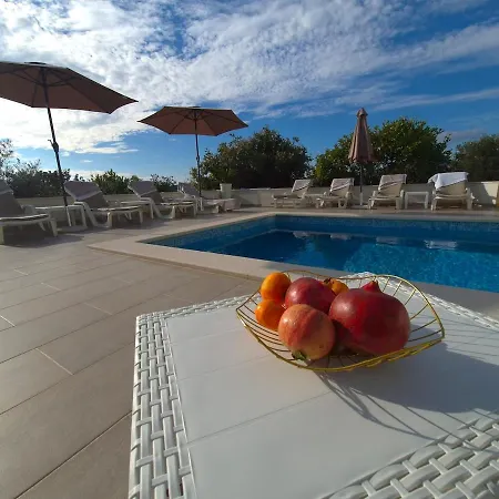 Sealuxe With Heated Pool And Sea View * Trogir