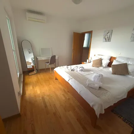 Sealuxe With Heated Pool And Sea View *