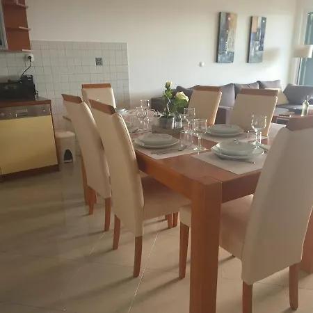 Apartment Sealuxe With Heated Pool And Sea View