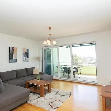 Appartement Sealuxe With Heated Pool And Sea View *