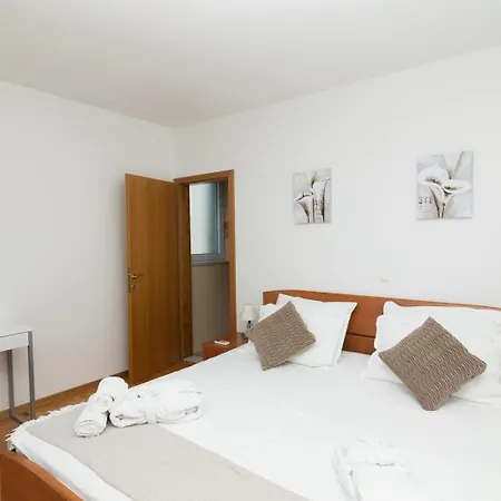 Sealuxe With Heated Pool And Sea View Appartement
