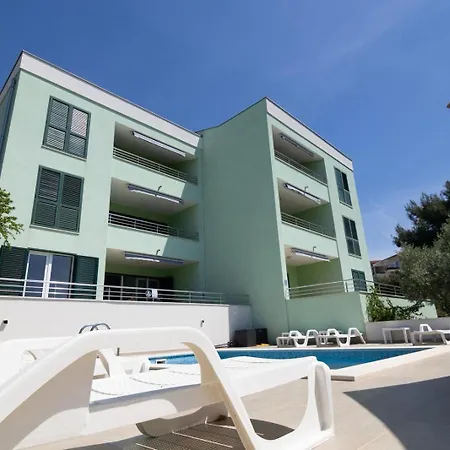 Sealuxe With Heated Pool And Sea View