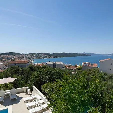 Sealuxe With Heated Pool And Sea View