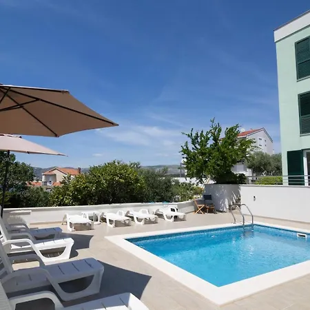Lejlighed Sealuxe With Heated Pool And Sea View *