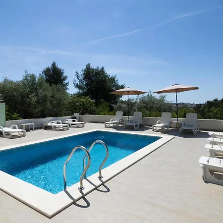 Sealuxe With Heated Pool And Sea View Appartement *