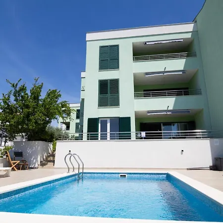Lejlighed Sealuxe With Heated Pool And Sea View *