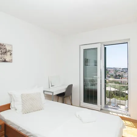 Appartement Sealuxe With Heated Pool And Sea View *