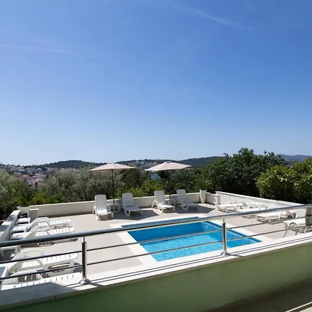 Sealuxe With Heated Pool And Sea View * Trogir