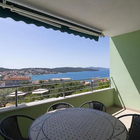 Sealuxe With Heated Pool And Sea View Appartement