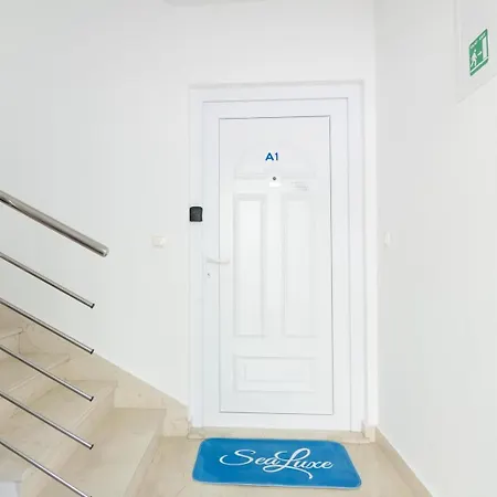 Sealuxe With Heated Pool And Sea View Apartamento *
