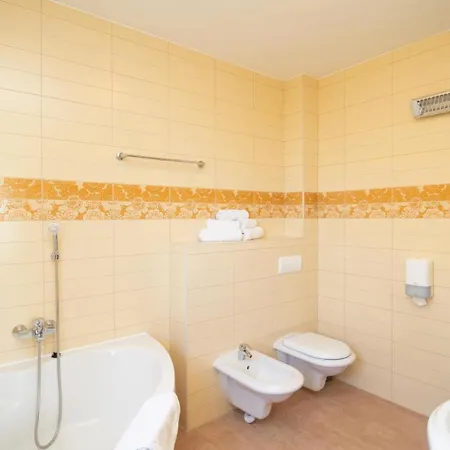 Appartement Sealuxe With Heated Pool And Sea View Trogir