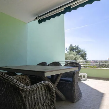 Sealuxe With Heated Pool And Sea View