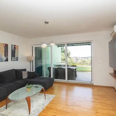 Sealuxe With Heated Pool And Sea View *