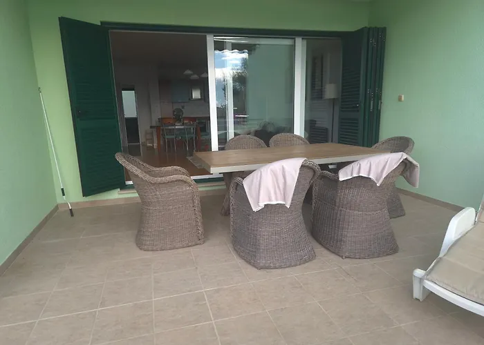 Apartment Sealuxe With Heated Pool And Sea View *