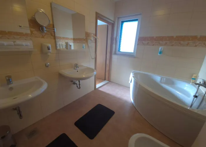 Sealuxe With Heated Pool And Sea View * 特罗吉尔