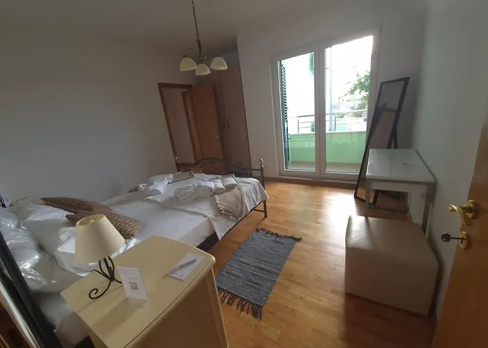 Sealuxe With Heated Pool And Sea View