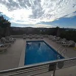 Sealuxe With Heated Pool And Sea View Daire