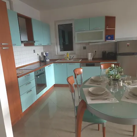 Sealuxe With Heated Pool And Sea View Trogir